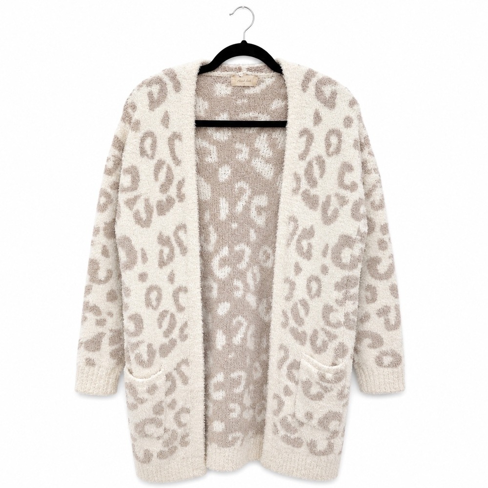Altar'd State Leopard Print Fuzzy Cardigan Sweater Cream Tan Small Pockets